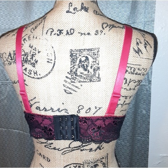 Youmita 36D Floral Lace Overlay Plunge Bra NWT - Picture 4 of 6
